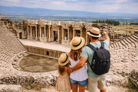 Pamukkale and Hierapolis Tour